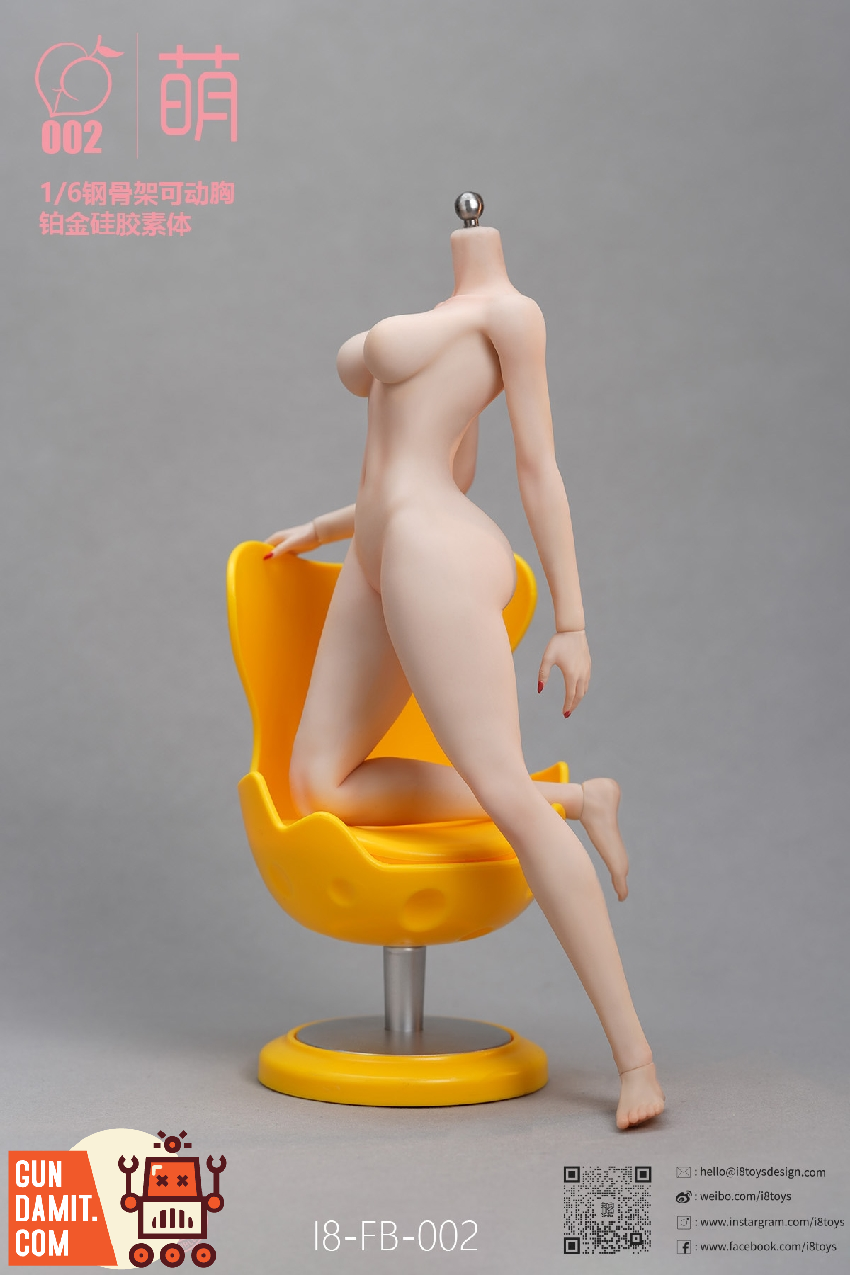 I8TOYS I8-FB-002-A Platinum Silicone Female Body 1/6 view 8 I8TOYS I8-FB-002-A Platinum Silicone Female Body 1/6 view 8