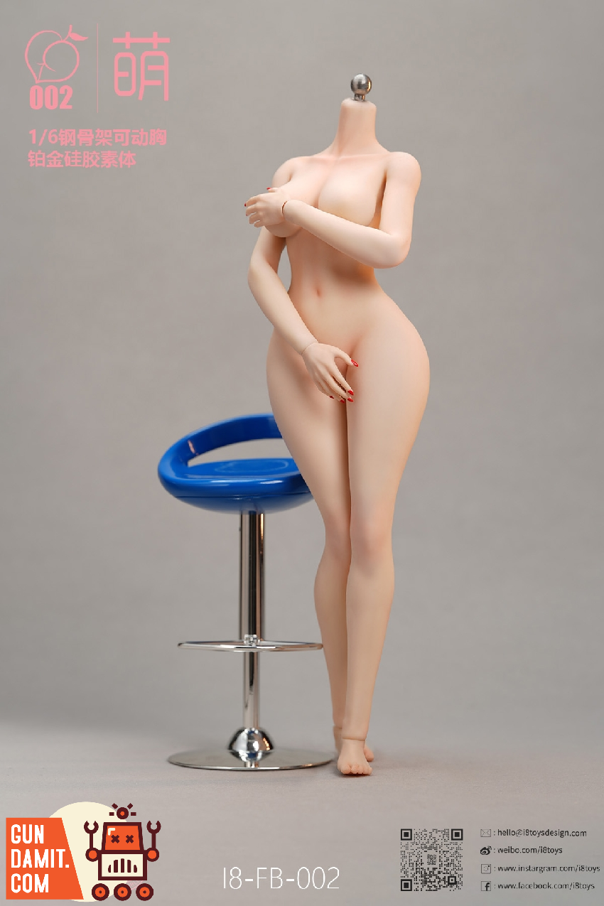 I8TOYS I8-FB-002-A Platinum Silicone Female Body 1/6 view 6 I8TOYS I8-FB-002-A Platinum Silicone Female Body 1/6 view 6