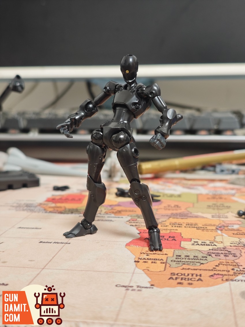 Sheik Mainland 1/18 Xenostrike Metallic Black Model Kit view 4 Sheik Mainland 1/18 Xenostrike Metallic Black Model Kit view 4