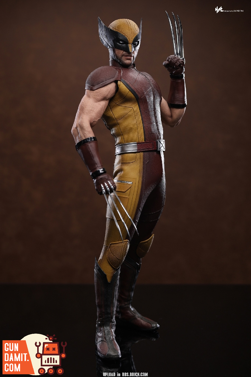 Hot Toys MMS831 Wolverine Classic Brown Suit 1/6 Figure view 21 Hot Toys MMS831 Wolverine Classic Brown Suit 1/6 Figure view 21