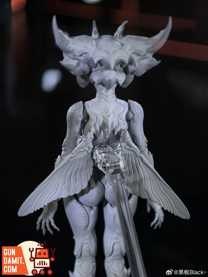 Romankey PP002 PUPA Red-Eyed Mantis 1/12 3 Romankey PP002 PUPA Red-Eyed Mantis 1/12 view 3