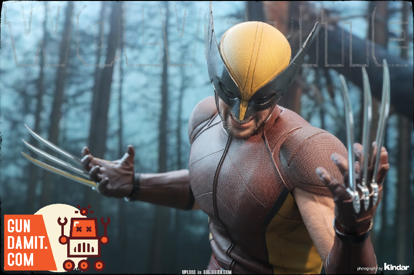 Hot Toys MMS831 Wolverine Classic Brown Suit 1/6 Figure view 15 Hot Toys MMS831 Wolverine Classic Brown Suit 1/6 Figure view 15