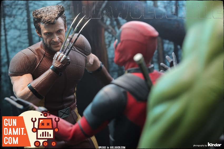 Hot Toys MMS831 Wolverine Classic Brown Suit 1/6 Figure view 12 Hot Toys MMS831 Wolverine Classic Brown Suit 1/6 Figure view 12