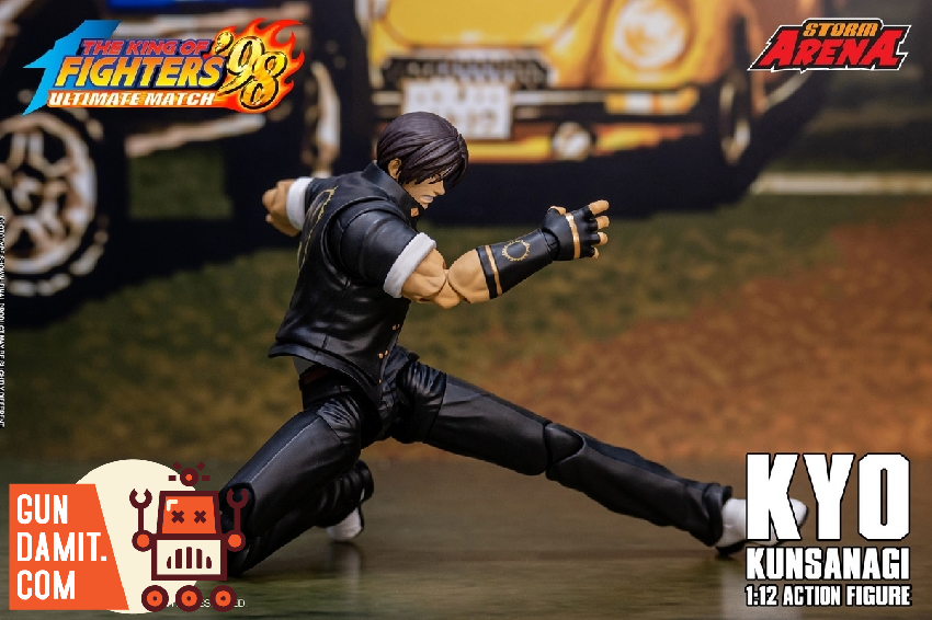 Storm Toys KFSA03 Kyo Kusanagi KOF 98 view 2 Storm Toys KFSA03 Kyo Kusanagi KOF 98 view 2