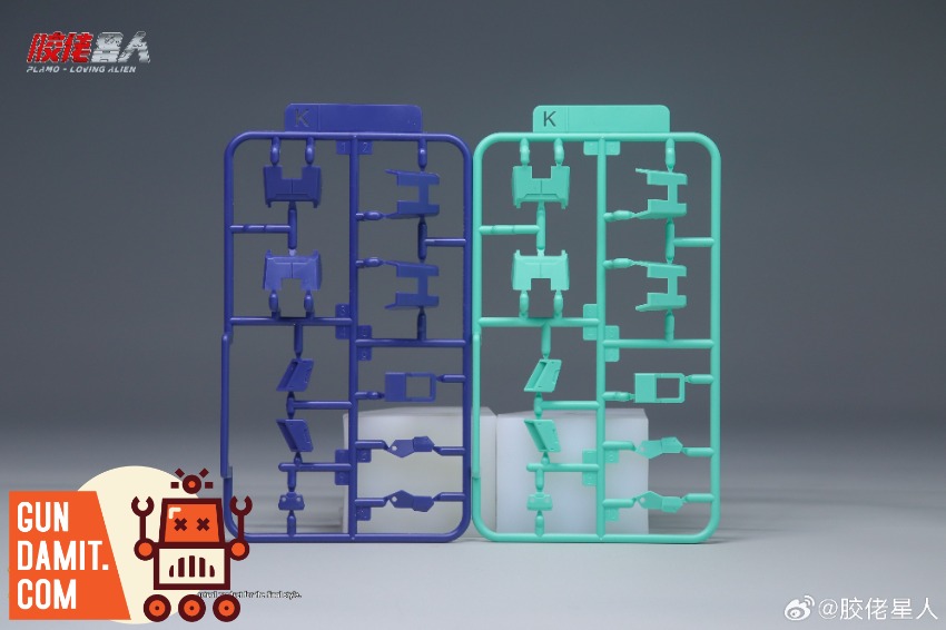 Plamo Loving Alien 1/100 JT A Custom Type Kit view 3 Plamo Loving Alien 1/100 JT A Custom Type Kit view 3