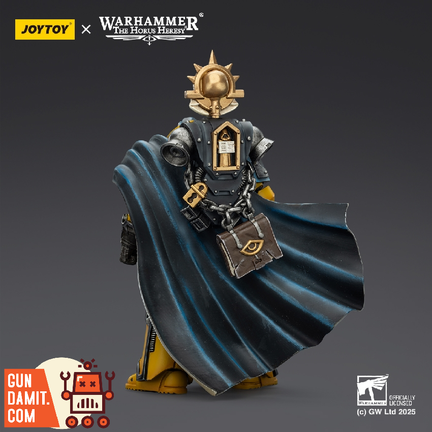 JT03301 Librarian Consul - side view JoyToy Imperial Fists Librarian - side view