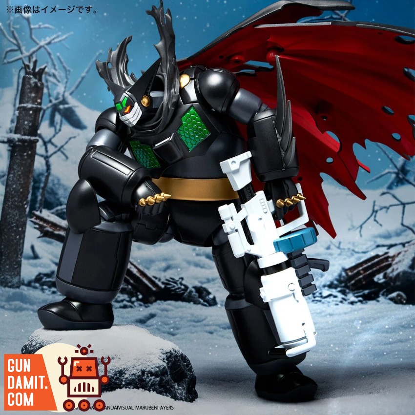 KAIYODO-BLACKGETTER Black Getter - front view KAIYODO Revoltech Black Getter OVA - front view