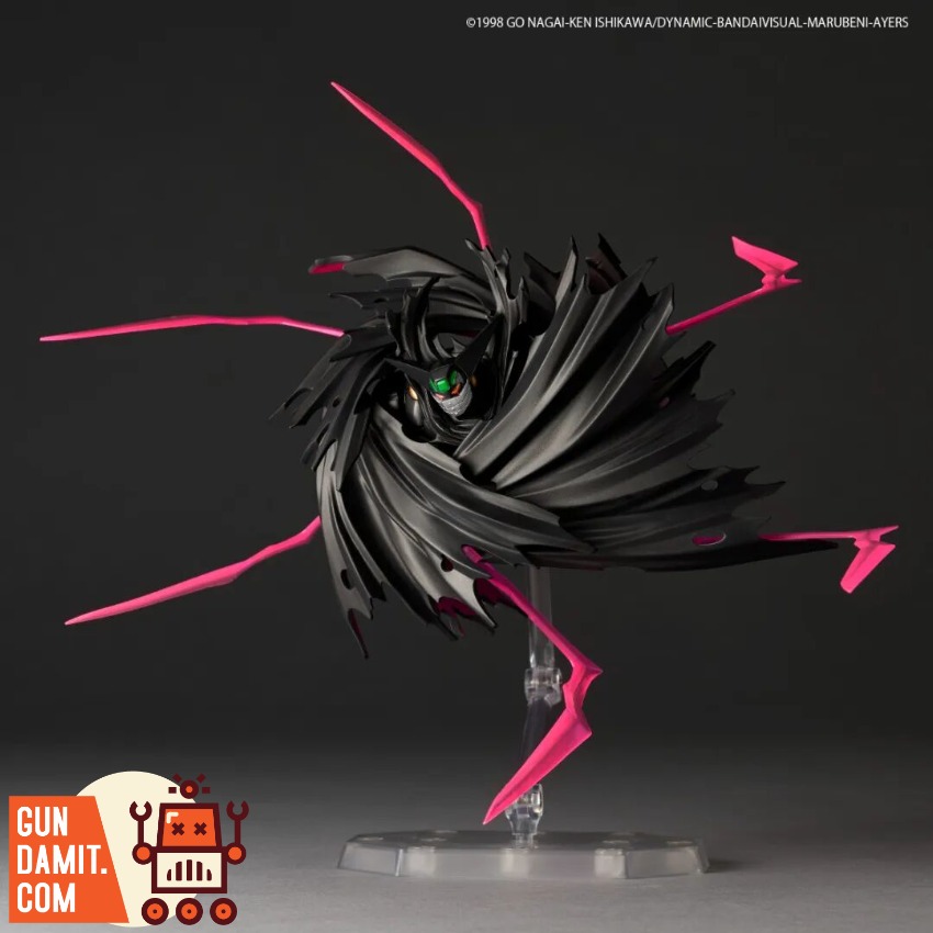 KAIYODO-BLACKGETTER Black Getter - view 8 KAIYODO Revoltech Black Getter OVA - view 8