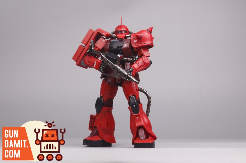 ACE-ZAKU-R Zaku Red Upgraded - front view ACE Toys 1/72 Zaku Red - front view