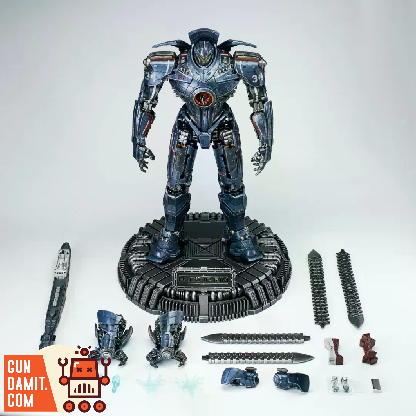Heavy Mecha Gipsy Danger rear view showing reactor core Heavy Mecha Gipsy Danger rear view showing reactor core