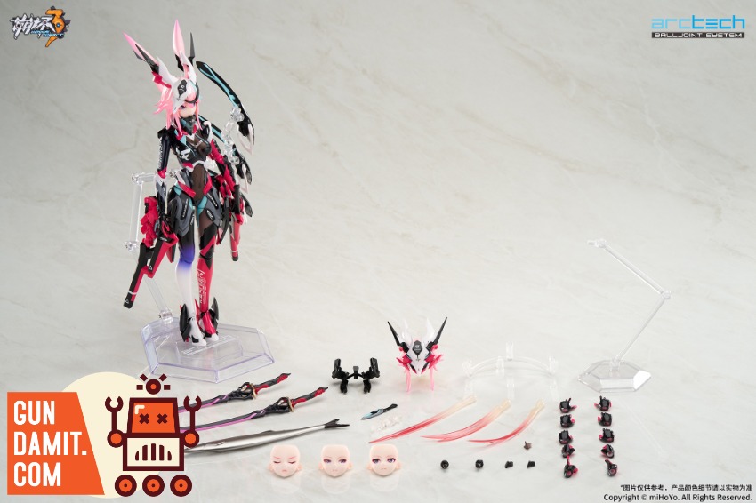Arctech Yae Sakura Mistshadow - front view Apex Yae Sakura Neon Track - front view