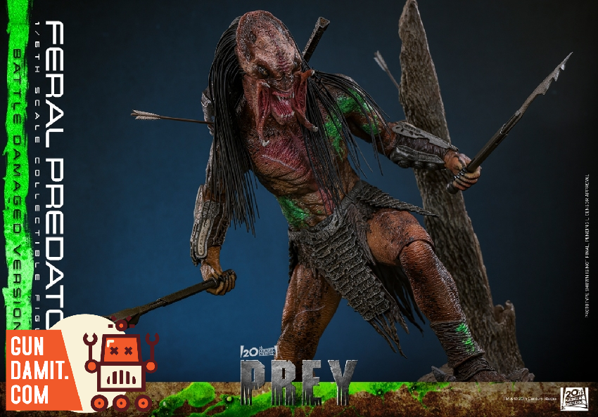 TMS173 Feral Predator Damaged - side view Hot Toys Feral Predator - side view