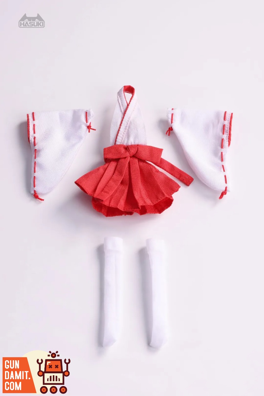 HASUKI-CS019 Miko Outfit - front view HASUKI CS019 Shrine Maiden - front view