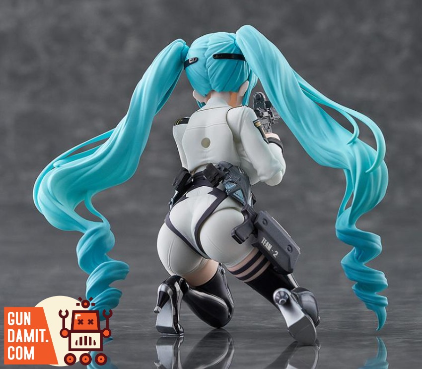 Max Factory Privatia - back view Figma Nikke Privatia - back view