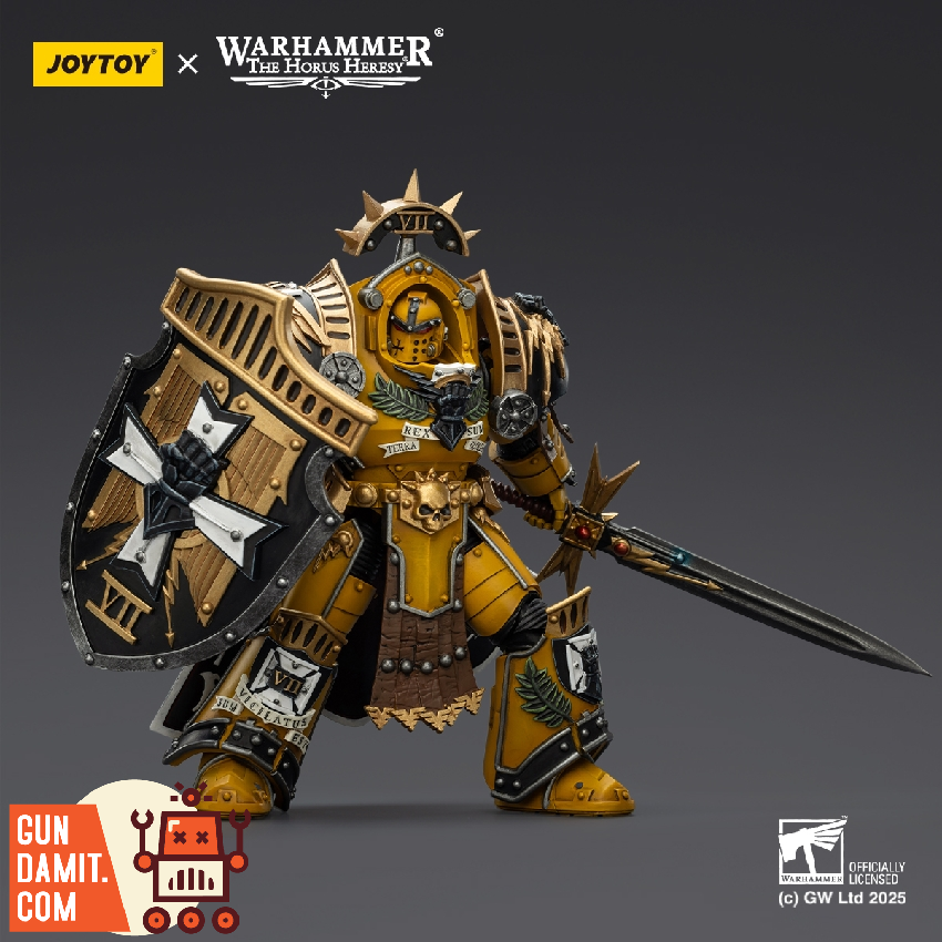 JT03295 Tartaros Praetor - close-up detail JoyToy Imperial Fists Praetor - close-up detail