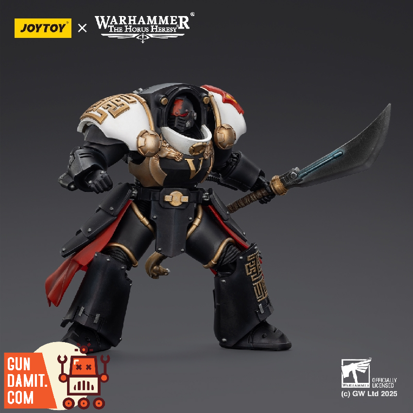 JT02946 Ebon Keshig Terminator - back view JoyToy White Scars Ebon Keshig - back view
