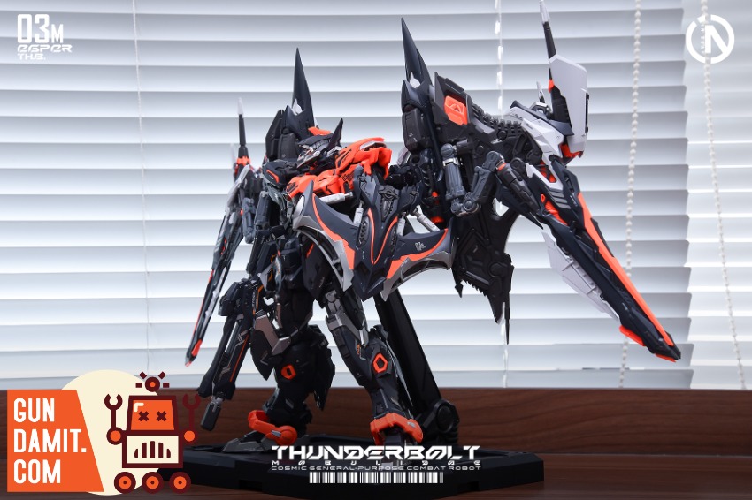 IN ERA+ 1/100 RMD Series Thunderbolt Manta Ray Speed Version A detailed model kit of a black and orange robot named Thunderbo IN ERA+ 1/100 RMD Series Thunderbolt Manta Ray Speed Version A detailed model kit of a black and orange robot named Thunderbo