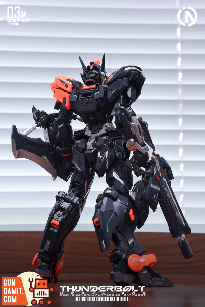 IN ERA+ 1/100 RMD Series Thunderbolt Manta Ray Speed Version Detailed black and orange robot model kit with weapon, standing IN ERA+ 1/100 RMD Series Thunderbolt Manta Ray Speed Version Detailed black and orange robot model kit with weapon, standing