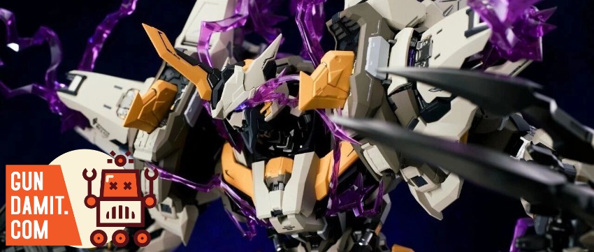 Moshow MCT-E01 Progenitor Effect God's Whip mecha figure front view with white and orange armor Moshow MCT-E01 Progenitor Effect God's Whip mecha figure front view with white and orange armor