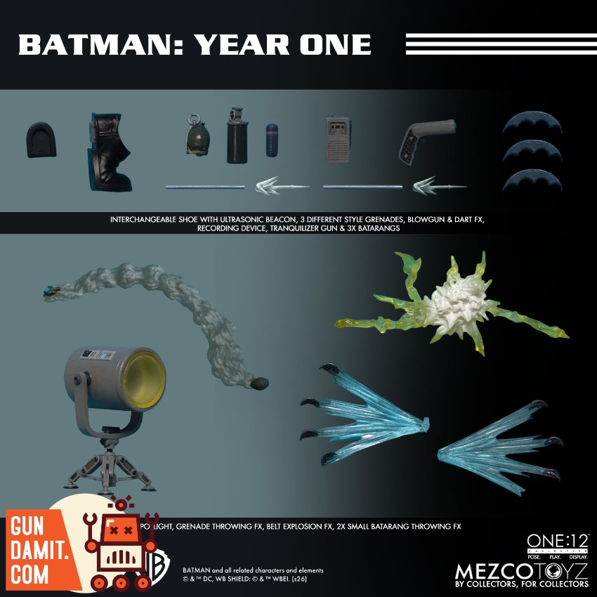 MEZCO-BATMAN-YOV Batman Year One - view 11 Mezco Black Gold Batman Year One - view 11
