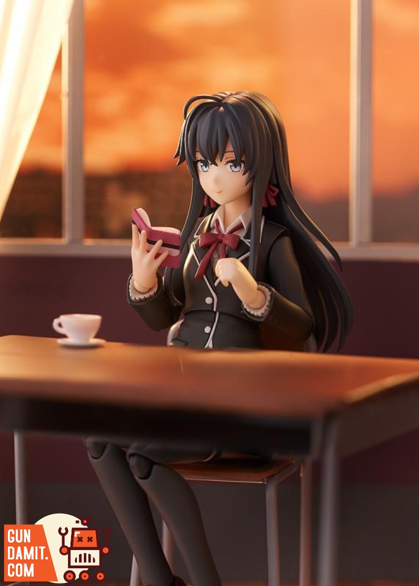 Yukino Yukinoshita - side view Figma Yukino Yukinoshita - side view