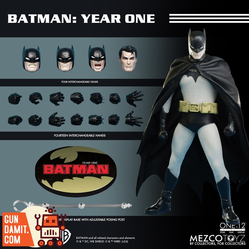 MEZCO-BATMAN-YOV Batman Year One - view 10 Mezco Black Gold Batman Year One - view 10