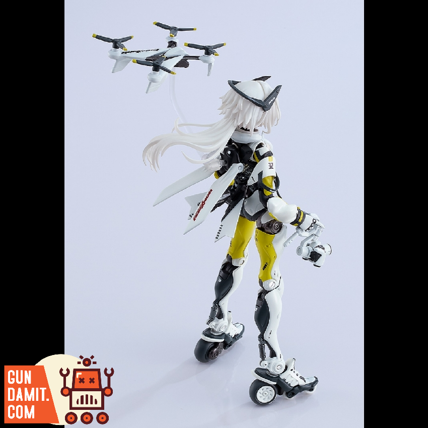Sentinel SSX-155ar Kinetic Ash Motored Cyborg Runner - pose 2 Sentinel SSX-155ar Kinetic Ash Motored Cyborg Runner - pose 2