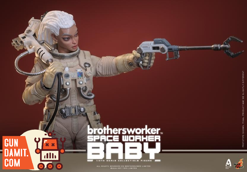 Hot Toys AMC040 Space Worker Baby Brothersfree 1/6 - detail 5 Hot Toys AMC040 Space Worker Baby Brothersfree 1/6 - detail 5