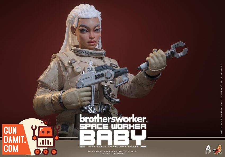 Hot Toys AMC040 Space Worker Baby Brothersfree 1/6 - side Hot Toys AMC040 Space Worker Baby Brothersfree 1/6 - side
