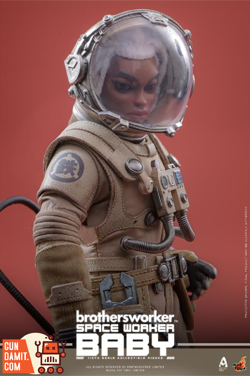 Hot Toys AMC040 Space Worker Baby Brothersfree 1/6 - comparison Hot Toys AMC040 Space Worker Baby Brothersfree 1/6 - comparison