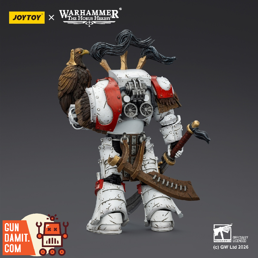 JoyToy White Scars Praetor Warhammer 40K - side view JT03486 JoyToy White Scars Praetor Terminator 1/18 - side view