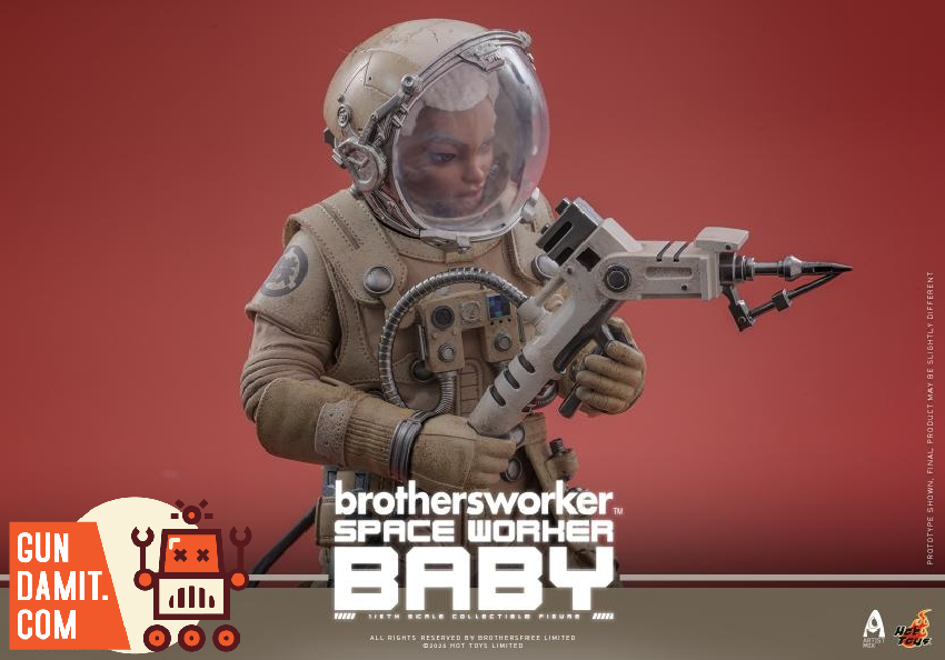 Hot Toys AMC040 Space Worker Baby Brothersfree 1/6 - pose 2 Hot Toys AMC040 Space Worker Baby Brothersfree 1/6 - pose 2