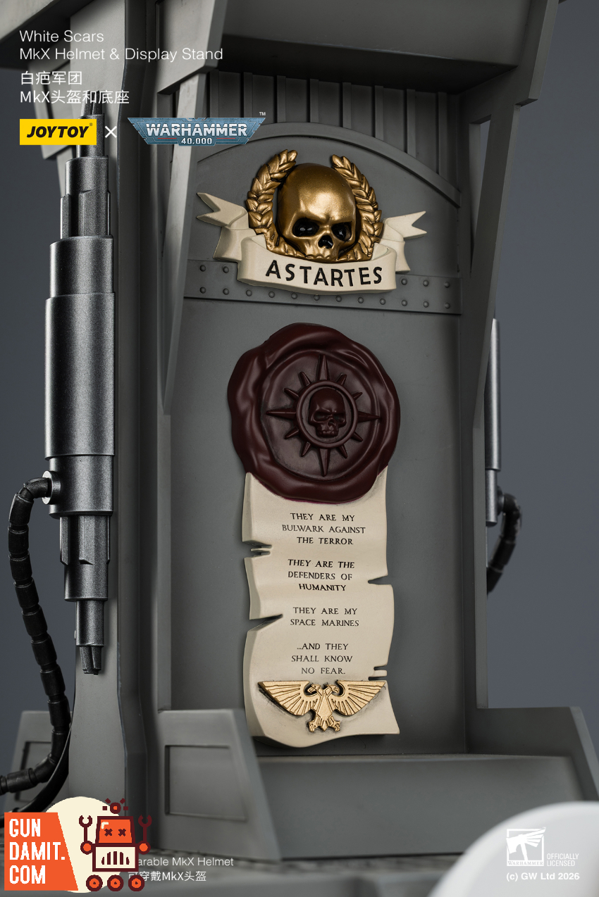 JoyToy JT04087 1/1 Warhammer 40K White Scars MkX Helmet & Display Stand - View 30 JoyToy JT04087 1/1 Warhammer 40K White Scars MkX Helmet & Display Stand - View 30