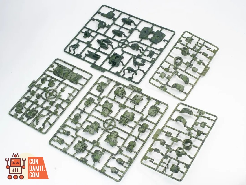 Chief Continent 1/144 Super Dynamic Cavalry Zalov Model Kit Water-Slide Camo Decal Finish Version - View 5 Chief Continent 1/144 Super Dynamic Cavalry Zalov Model Kit Water-Slide Camo Decal Finish Version - View 5
