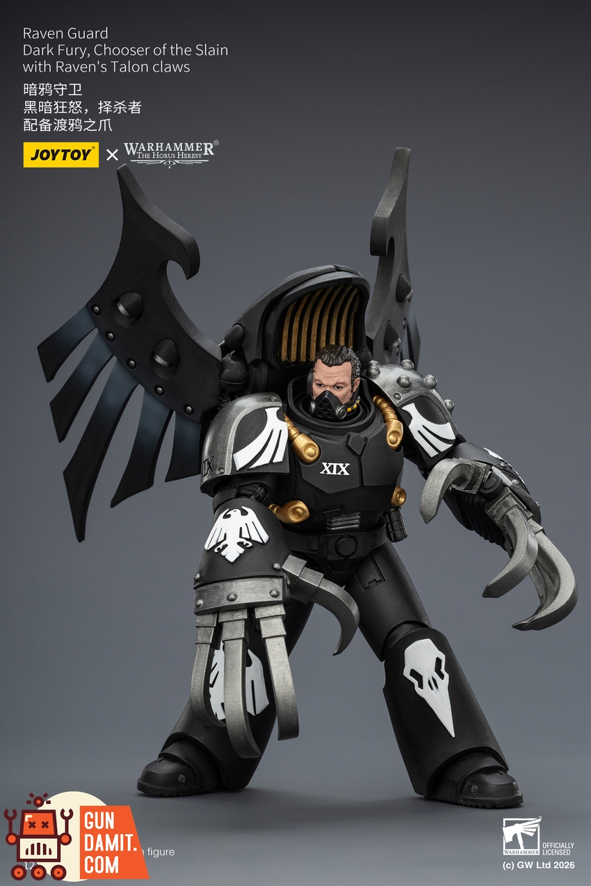 JoyToy JT04155 1/18 Warhammer The Horus Heresy Raven Guard Dark Fury, Chooser of the Slain with Raven's Talon claws - View 6 JoyToy JT04155 1/18 Warhammer The Horus Heresy Raven Guard Dark Fury, Chooser of the Slain with Raven's Talon claws - View 6