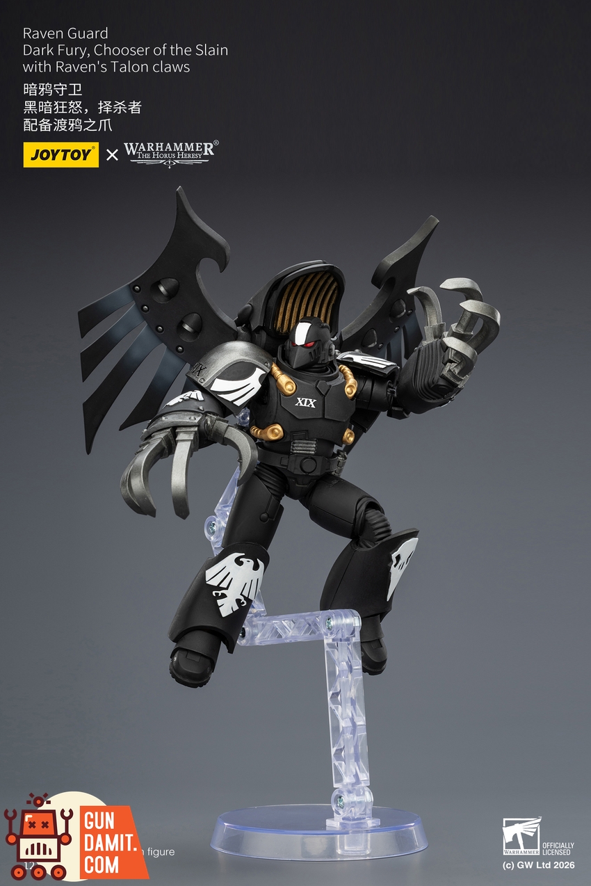 JoyToy JT04155 1/18 Warhammer The Horus Heresy Raven Guard Dark Fury, Chooser of the Slain with Raven's Talon claws - View 8 JoyToy JT04155 1/18 Warhammer The Horus Heresy Raven Guard Dark Fury, Chooser of the Slain with Raven's Talon claws - View 8