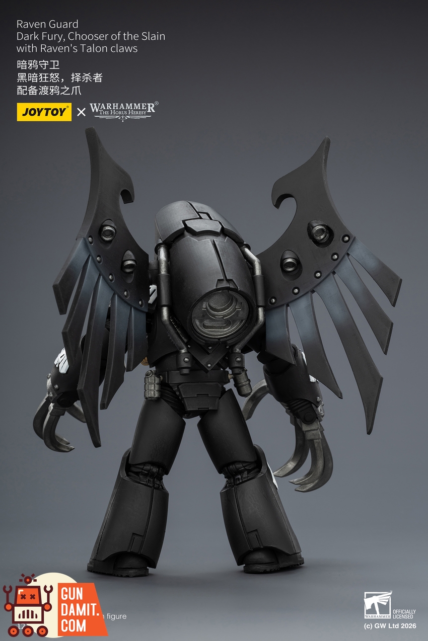 JoyToy JT04155 1/18 Warhammer The Horus Heresy Raven Guard Dark Fury, Chooser of the Slain with Raven's Talon claws - View 3 JoyToy JT04155 1/18 Warhammer The Horus Heresy Raven Guard Dark Fury, Chooser of the Slain with Raven's Talon claws - View 3