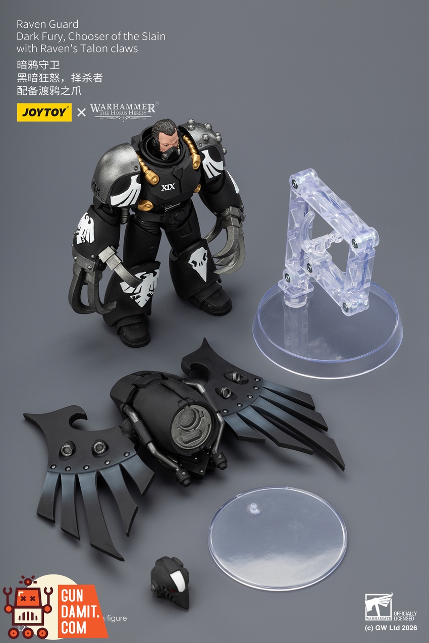 JoyToy JT04155 1/18 Warhammer The Horus Heresy Raven Guard Dark Fury, Chooser of the Slain with Raven's Talon claws - View 9 JoyToy JT04155 1/18 Warhammer The Horus Heresy Raven Guard Dark Fury, Chooser of the Slain with Raven's Talon claws - View 9