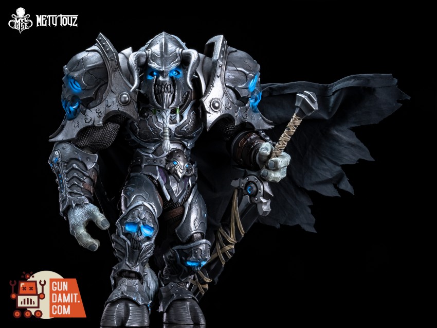 Mety Toyz 1/10 Adventurer's World Tauren Warrior - View 3 Mety Toyz 1/10 Adventurer's World Tauren Warrior - View 3
