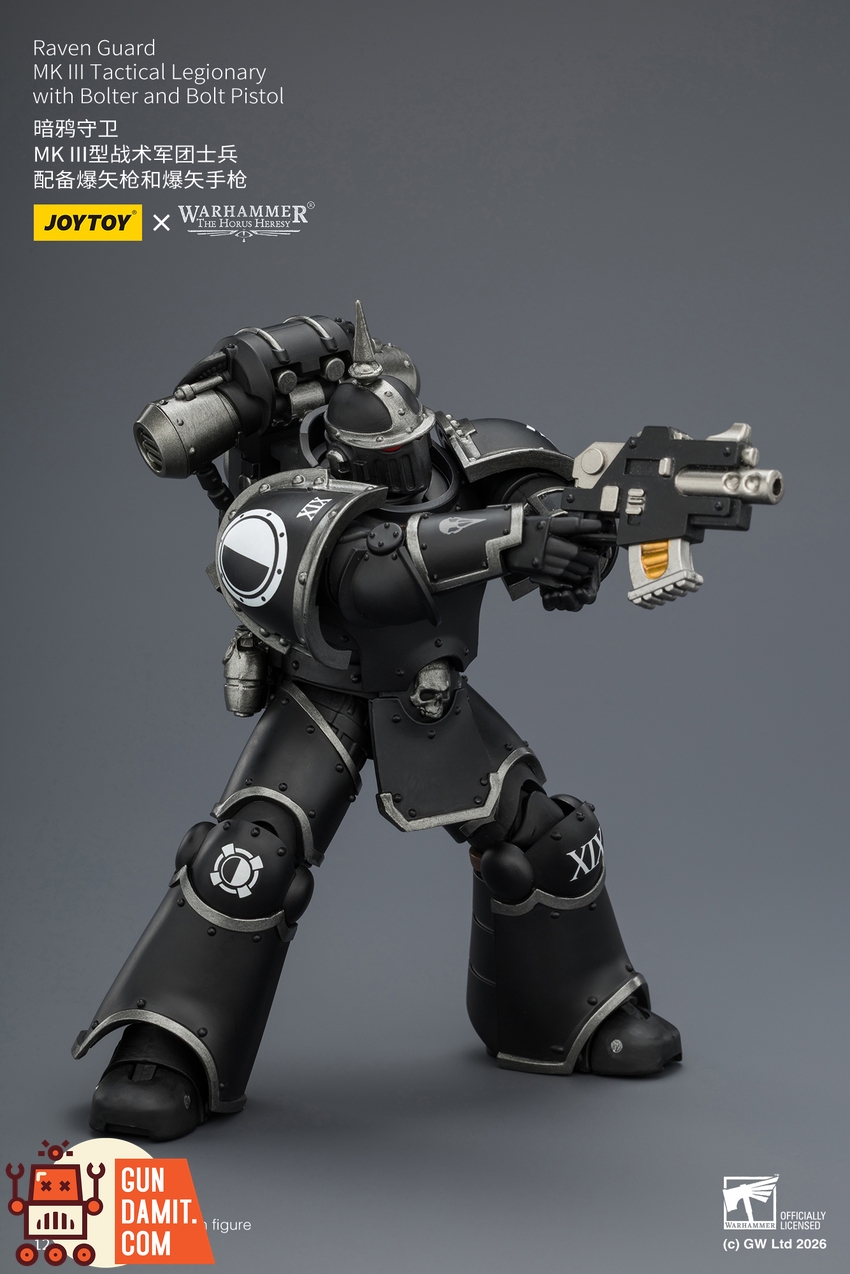 JoyToy JT03943 1/18 Warhammer The Horus Heresy Raven Guard MK III Tactical Legionary with Bolter and Bolt Pistol - View 7 JoyToy JT03943 1/18 Warhammer The Horus Heresy Raven Guard MK III Tactical Legionary with Bolter and Bolt Pistol - View 7
