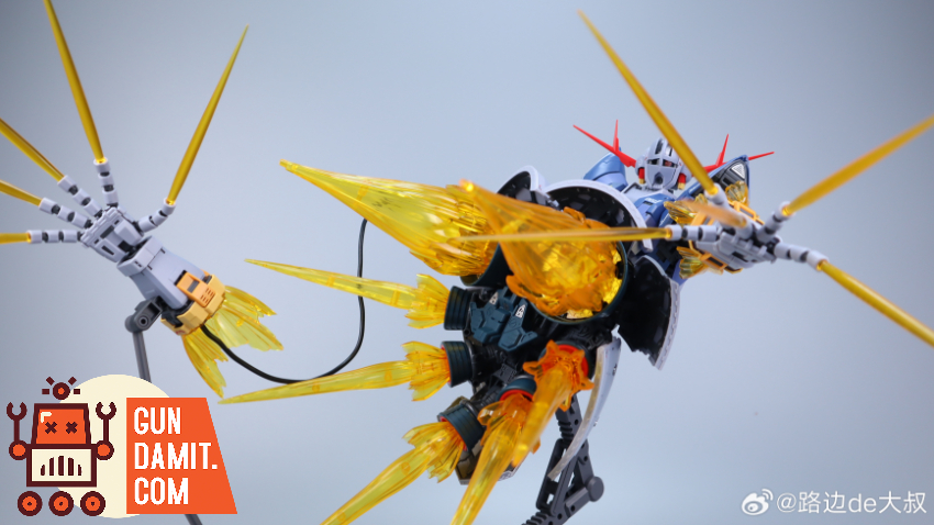 A Baoa Qu Model 1/100 Zhanshenhao Model Kit - View 4 A Baoa Qu Model 1/100 Zhanshenhao Model Kit - View 4