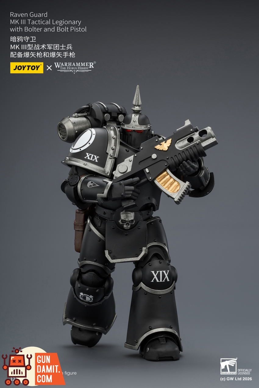 JoyToy JT03943 1/18 Warhammer The Horus Heresy Raven Guard MK III Tactical Legionary with Bolter and Bolt Pistol - View 6 JoyToy JT03943 1/18 Warhammer The Horus Heresy Raven Guard MK III Tactical Legionary with Bolter and Bolt Pistol - View 6