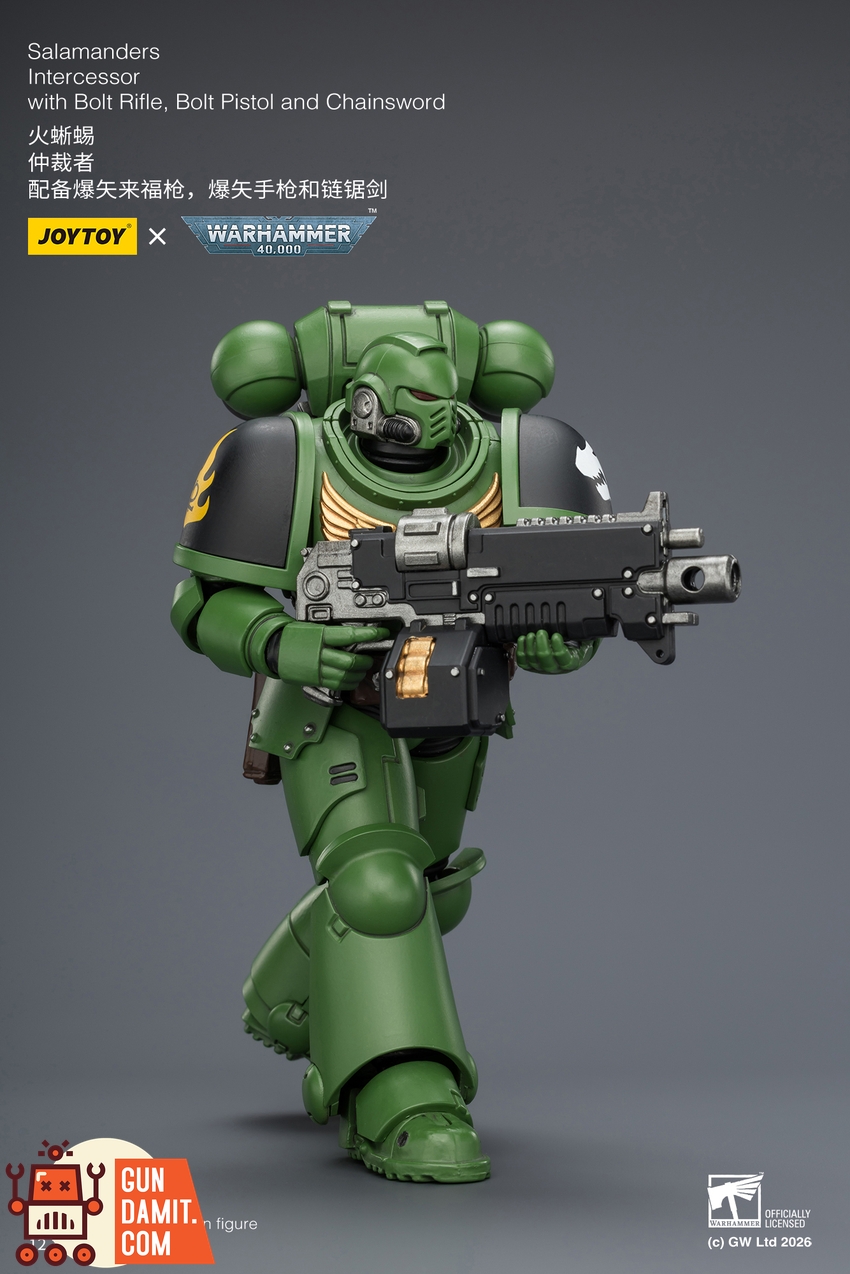 JoyToy JT03875 1/18 Warhammer 40K Salamanders Intercessor with Bolt Rifle, Bolt Pistol and Chainsword - View 5 JoyToy JT03875 1/18 Warhammer 40K Salamanders Intercessor with Bolt Rifle, Bolt Pistol and Chainsword - View 5