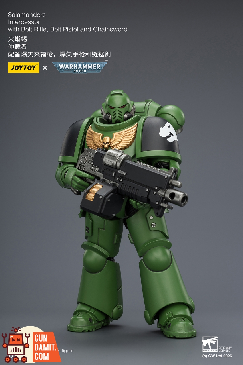 JoyToy JT03875 1/18 Warhammer 40K Salamanders Intercessor with Bolt Rifle, Bolt Pistol and Chainsword - View 3 JoyToy JT03875 1/18 Warhammer 40K Salamanders Intercessor with Bolt Rifle, Bolt Pistol and Chainsword - View 3
