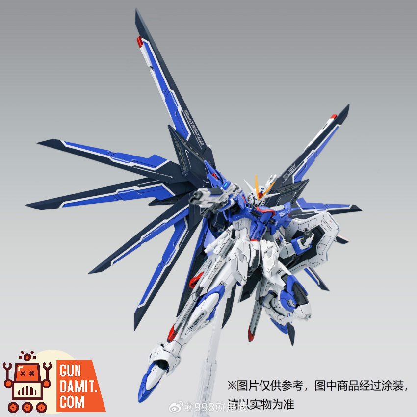 Shenma Model 1/100 Azure Knight Model Kit - View 2 Shenma Model 1/100 Azure Knight Model Kit - View 2