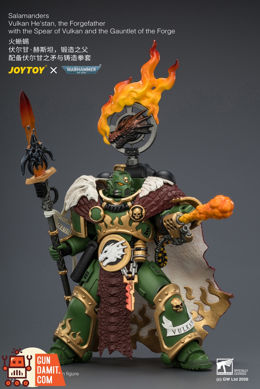 JoyToy JT04438 1/18 Warhammer 40K Salamanders Vulkan He'stan, the Forgefather with the Spear of Vulkan and the Gauntlet of the Forge - View 5 JoyToy JT04438 1/18 Warhammer 40K Salamanders Vulkan He'stan, the Forgefather with the Spear of Vulkan and the Gauntlet of the Forge - View 5