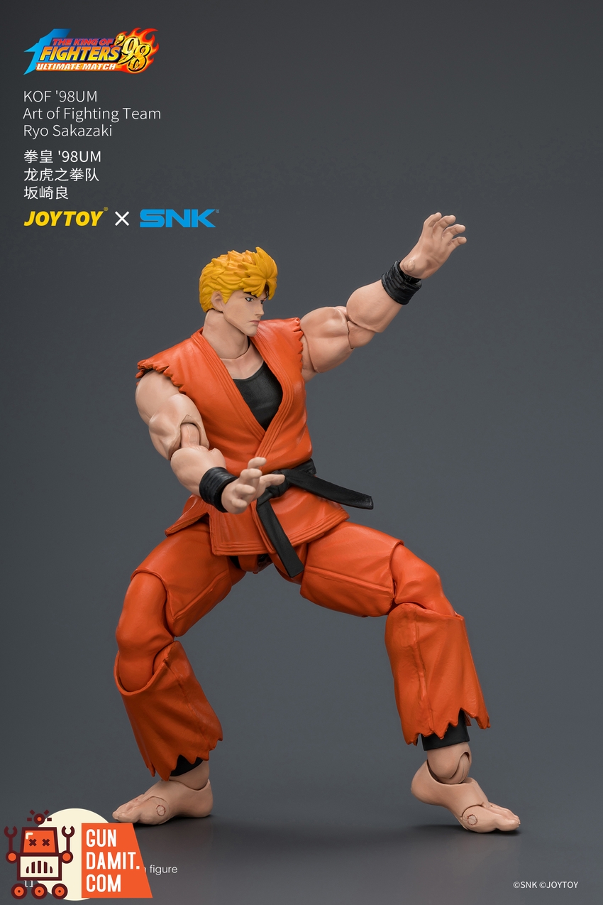JoyToy JT04612 1/18 SNK KOF'98UM Art of Fighting Team Ryo Sakazaki - View 5 JoyToy JT04612 1/18 SNK KOF'98UM Art of Fighting Team Ryo Sakazaki - View 5