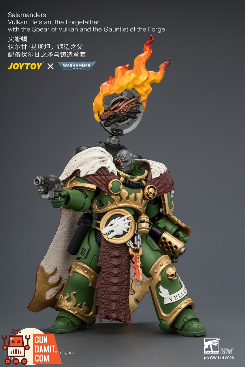 JoyToy JT04438 1/18 Warhammer 40K Salamanders Vulkan He'stan, the Forgefather with the Spear of Vulkan and the Gauntlet of the Forge - View 10 JoyToy JT04438 1/18 Warhammer 40K Salamanders Vulkan He'stan, the Forgefather with the Spear of Vulkan and the Gauntlet of the Forge - View 10