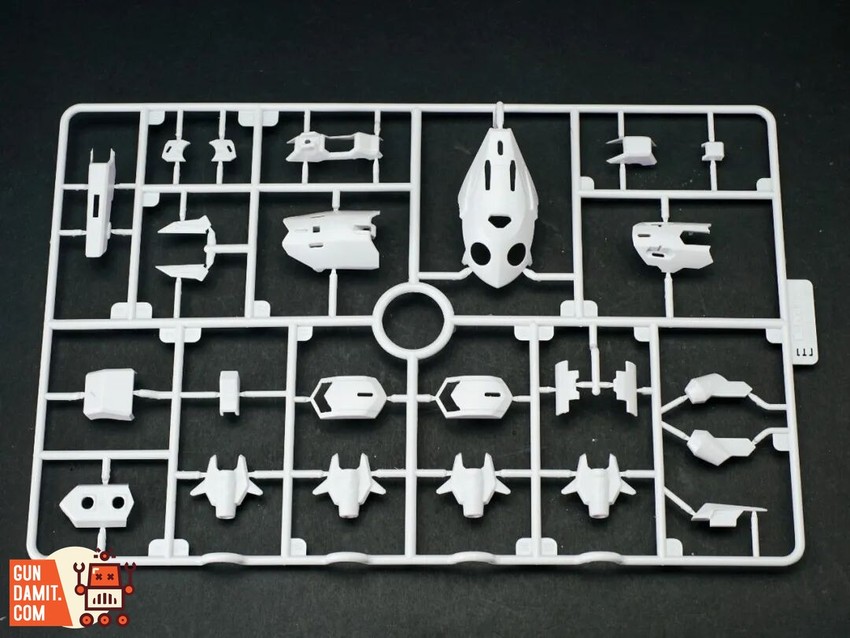 LMTOYS 1/100 Barbatos Wolf King Giant Claw Accessory Set Model Kit - View 8 LMTOYS 1/100 Barbatos Wolf King Giant Claw Accessory Set Model Kit - View 8