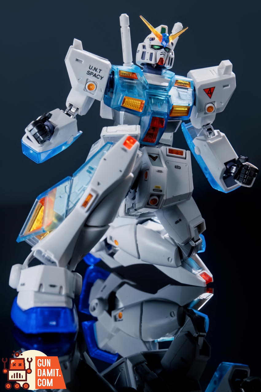 Yiming Model 1/100 YM001J Alex 2.0 Model Kit Clear Color Ver. - View 21 Yiming Model 1/100 YM001J Alex 2.0 Model Kit Clear Color Ver. - View 21